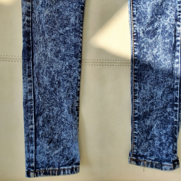 Snoopy blue faded skinny jeans - Picture 3 of 13